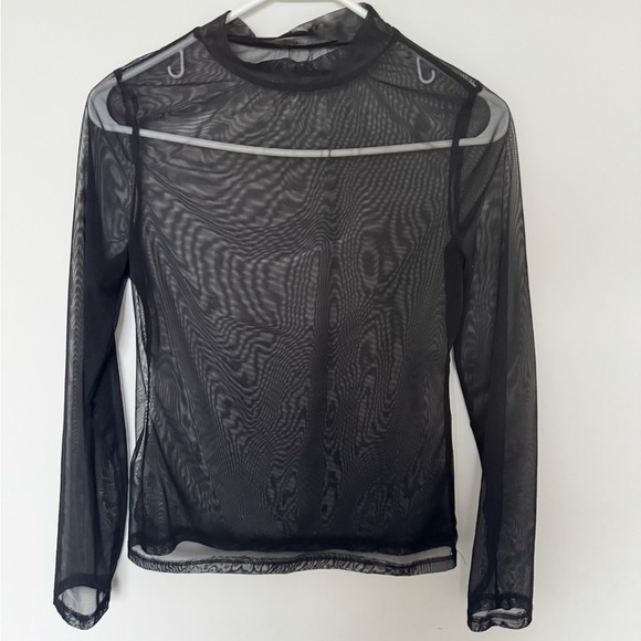 Black Fitted Sheer Mesh Long Sleeve Blouse - Picture 2 of 4